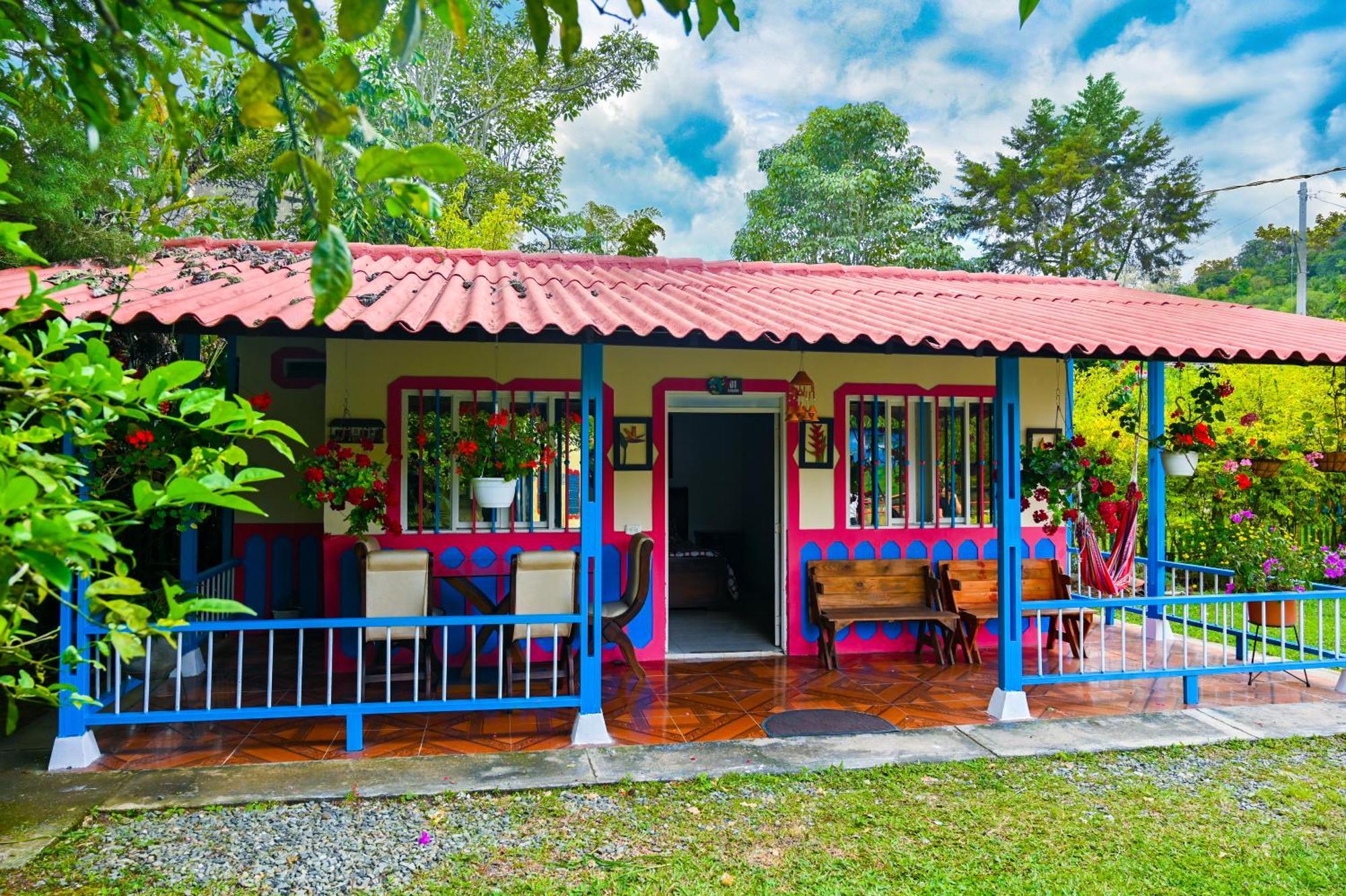 Ecohotel Colibri Salento Luna Park Luaran gambar